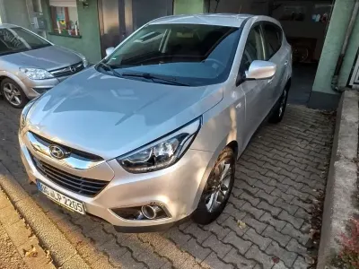 Gebraucht Hyundai ix35 Trend 135 PS (99 kW) 2013 Silber SUV