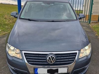 Grau Gebraucht 2009 VW Passat Comfortline Kombi | 4.680 € (Etwas zu teuer)