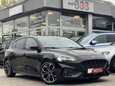 Gebraucht Ford Focus 120 PS (88 kW) 2018 Schwarz Kombi