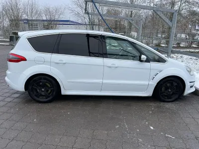 Gebraucht Ford S-MAX Titanium 200 PS (147 kW) 2013 Weiß Van / Kleinbus