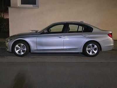 Gebraucht BMW 320 Efficient Dynamics 163 PS (119 kW) 2014 Grau Limousine