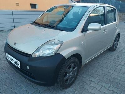Gebraucht Daihatsu Sirion 87 PS (63 kW) 2006 Silber Kleinwagen