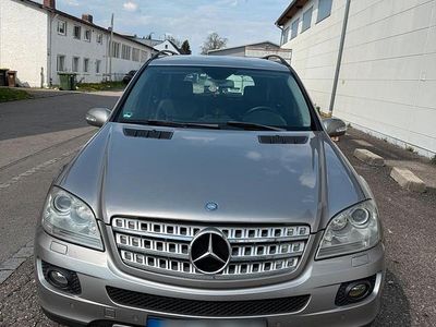 Usata Mercedes ML280 190 CV (139 kW) 2006 Grigio SUV