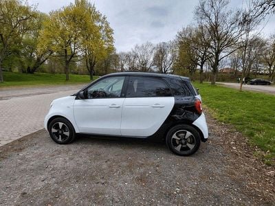 Second-hand Smart ForFour Electric Drive 60 kW (82 CP) 2019 Alb Hatchback