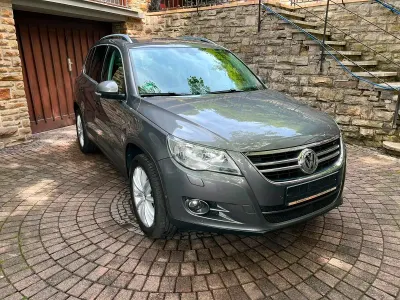Gebraucht VW Tiguan 150 PS (110 kW) 2010 Grau SUV