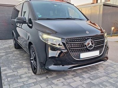 Usata Mercedes V250 Avantgarde 190 CV (139 kW) 2025 Nero Monovolume