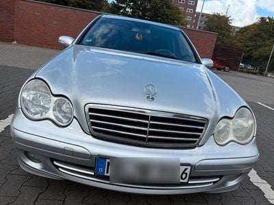 Mercedes C200