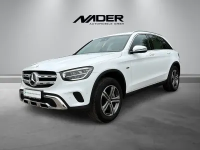 Gebraucht Mercedes GLC300 211 PS (155 kW) 2021 Weiß SUV