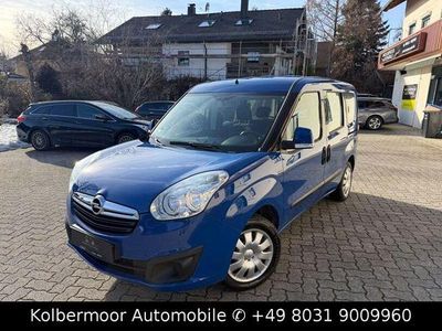 Blau Gebraucht 2017 Opel Combo Limousine | 7.990 € (Guter Preis)
