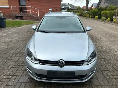 Gebraucht VW Golf VII 150 PS (110 kW) 2015 Silber Kombi