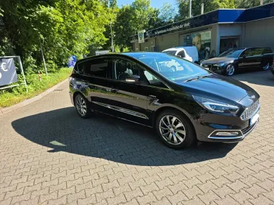 Gebraucht Ford S-MAX Vignale 180 PS (132 kW) 2018 Schwarz Van / Kleinbus
