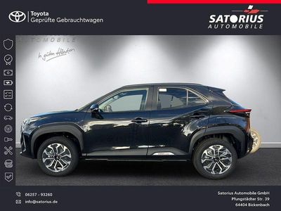 Neu Toyota Yaris Cross 131 PS (96 kW) 2025 Schwarz SUV