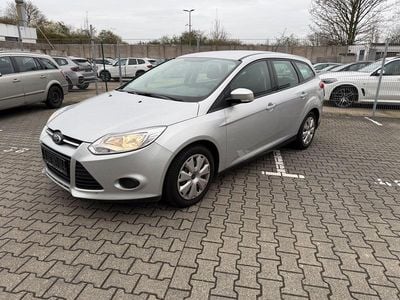 Gebraucht Ford Focus Trend 101 PS (74 kW) 2013 Silber Kombi