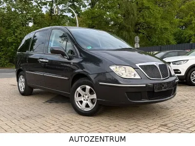 Gebraucht Lancia Phedra 128 PS (94 kW) 2002 Grau Van / Kleinbus