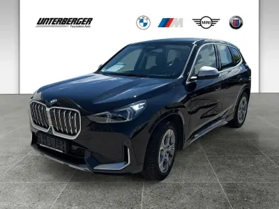 Gebraucht BMW iX1 Performance 200 kW (272 PS) 2023 Schwarz SUV