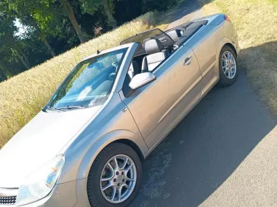 Gebraucht Opel Astra 180 PS (132 kW) 2007 Cabrio
