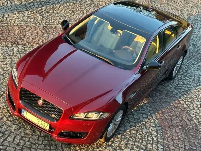 Gebraucht Jaguar XJ R-Sport 241 PS (177 kW) 2017 Rot Limousine