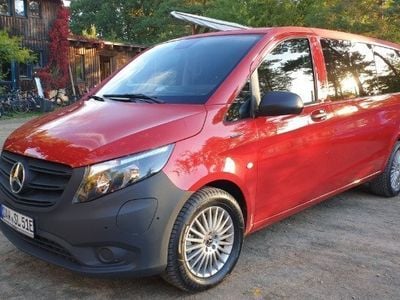 Gebraucht Mercedes e-Vito 150 kW (204 PS) 2022 Rot Van / Kleinbus
