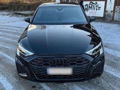 Gebraucht Audi S3 Ambiente 310 PS (228 kW) 2023 Schwarz Limousine