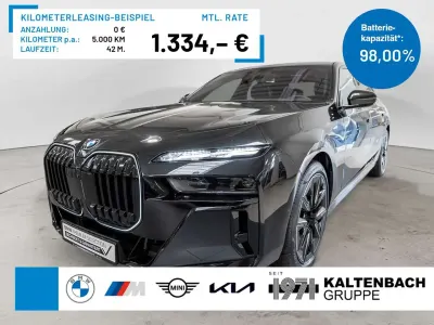 Gebraucht BMW i7 M Sport 400 kW (544 PS) 2025 Black sapphire Limousine