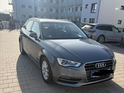 Gebraucht Audi A3 125 PS (91 kW) 2014 Grau Limousine