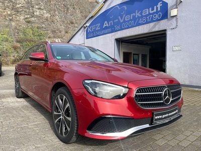 Gebraucht Mercedes E300 Avantgarde 194 PS (142 kW) 2022 Rot Kombi