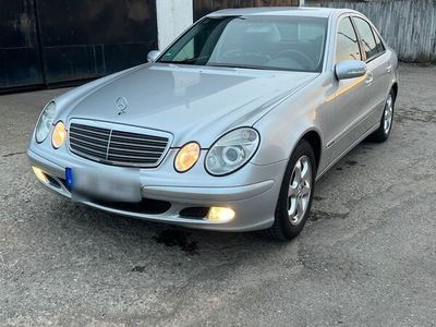 Mercedes E220