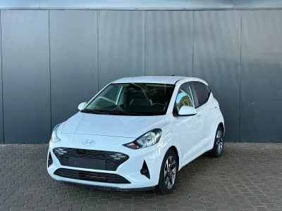 Gebraucht Hyundai i10 Comfort 63 PS (46 kW) 2025 Atlas white Kleinwagen