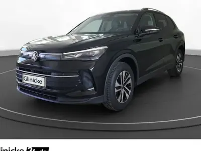 Neu VW Tiguan 130 PS (95 kW) 2026 Grau SUV