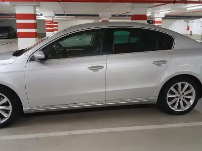 Gebraucht VW Passat Highline 211 PS (155 kW) 2011 Silber Limousine