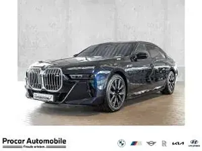 Gebraucht BMW 760 571 PS (419 kW) 2025 Schwarz (carbonschwarz) Limousine