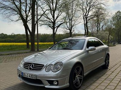 Usata Mercedes CLK320 Avantgarde 218 CV (160 kW) 2004 Argento Coupé