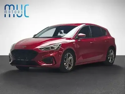 Gebraucht Ford Focus ST-Line 125 PS (91 kW) 2020 Fantastic red tc Limousine