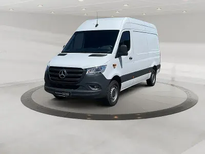 Gebraucht Mercedes Sprinter 170 PS (125 kW) 2024 Arktikweiss Van