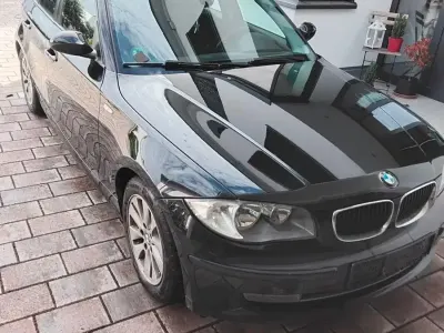 Gebraucht BMW 116 116 PS (85 kW) 2009 Schwarz Kleinwagen