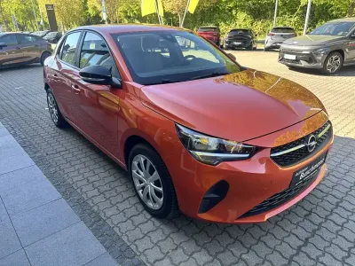 Käytetty Opel Corsa-e Edition 100 kW (136 HP) 2022 Oranssi Viistoperä
