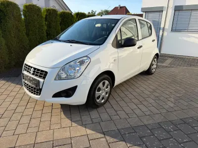 Gebraucht Suzuki Splash 65 PS (47 kW) 2014 Weiß Kleinwagen