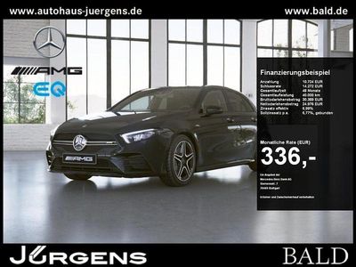 Metalliclack kosmosschwarz Gebraucht 2022 Mercedes A35 AMG AMG Limousine | 35.580 € (Fairer Preis)