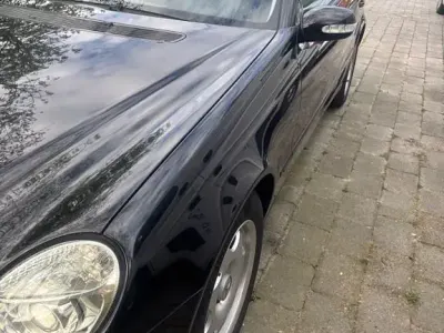 Brugt Mercedes 220 122 HK (89 kW) 2004 Sort Sedan