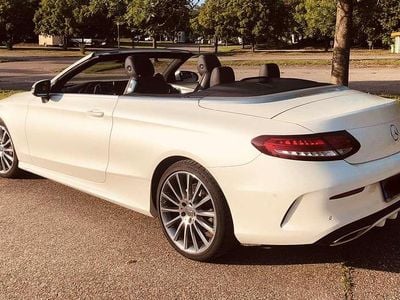 Gebraucht Mercedes C300 AMG line 245 PS (180 kW) 2017 Weiß Cabrio