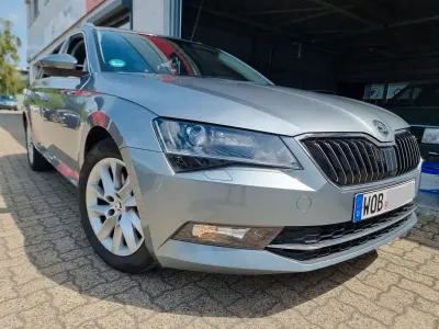 Gebraucht Skoda Superb Style 190 PS (139 kW) 2017 Grau Kombi