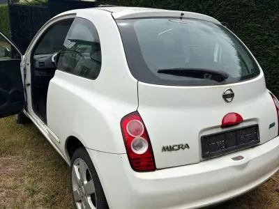 Gebraucht Nissan Micra 65 PS (47 kW) 2009 Weiß Kleinwagen