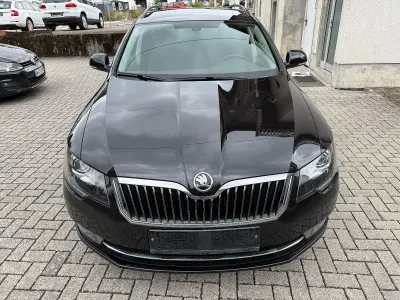 Gebraucht Skoda Superb Best of 170 PS (125 kW) 2013 Schwarz Kombi