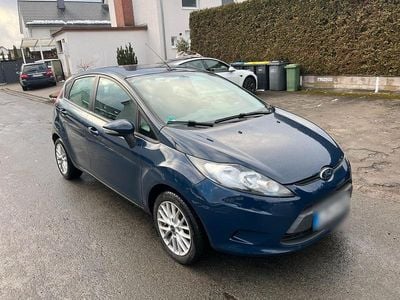 Gebraucht Ford Fiesta 82 PS (60 kW) 2011 Blau Kleinwagen