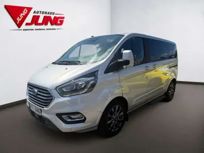 Gebraucht Ford Transit Custom 185 PS (136 kW) 2020 Polarsilber metallic Kombi