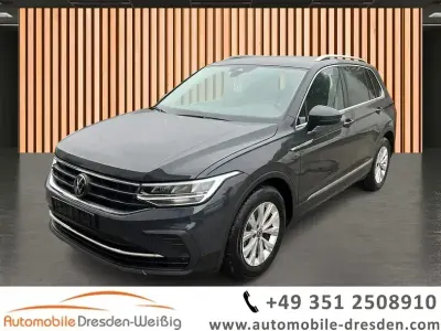 Gebraucht VW Tiguan Life 150 PS (110 kW) 2024 Uranograu SUV