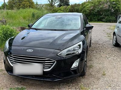 Gebraucht Ford Focus 125 PS (91 kW) 2018 Schwarz Limousine