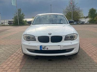 Second-hand BMW 118 Performance 143 CP (105 kW) 2007 Alb Hatchback