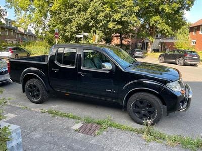 Gebraucht Nissan Navara 231 PS (169 kW) 2014 Schwarz Pickup