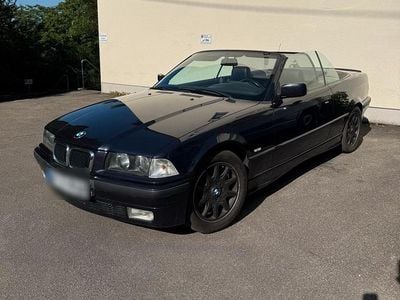 Gebraucht BMW 320 Cabriolet 150 PS (110 kW) 1997 Violet Cabrio